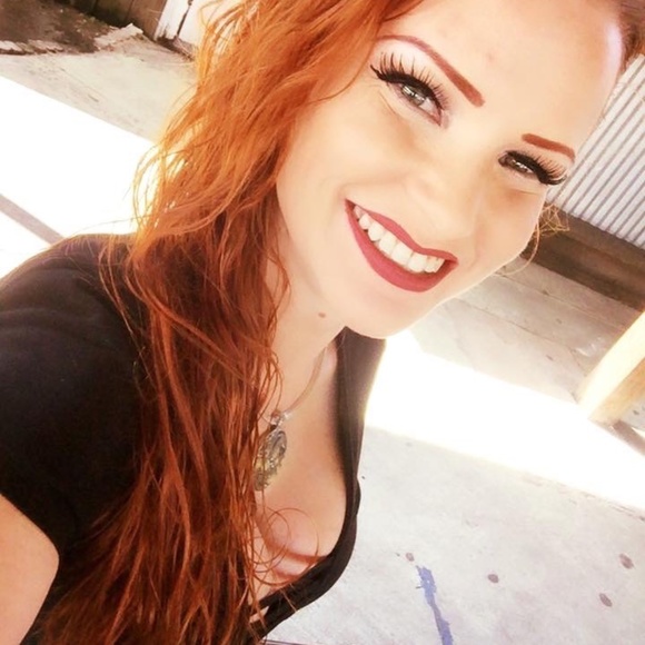 Meet your Posher, Niki - Picture 1 of 1